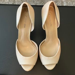 Gianni Bini Size 8 High Heels